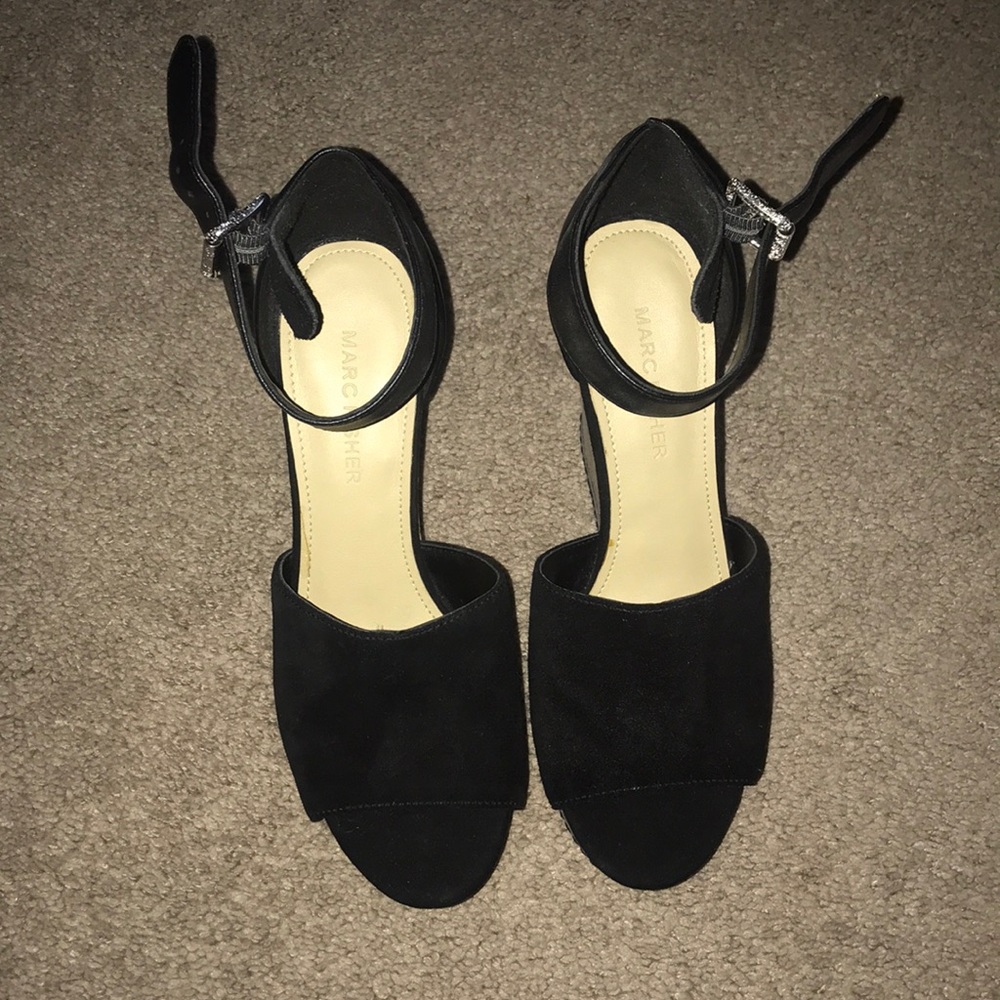 Marc Fisher Hillory Wedges size 6